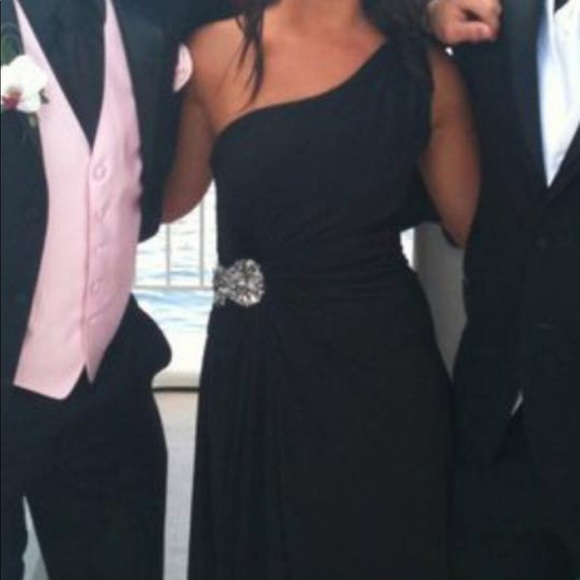 Floor length black gown - Picture 2 of 2